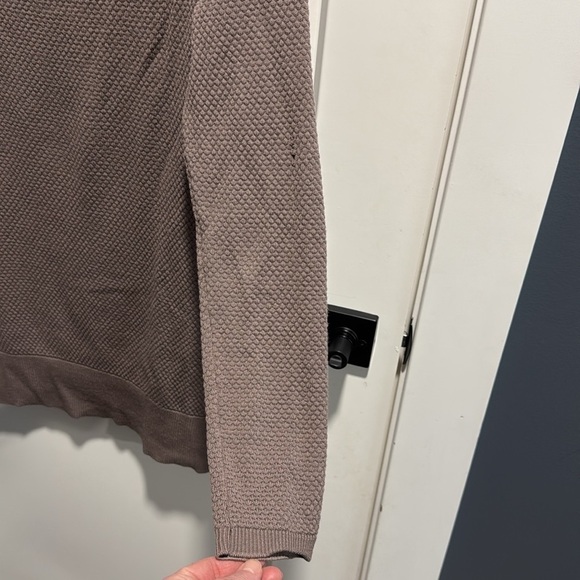 KÜHL Textured 100% Merino Sweater - Picture 11 of 12